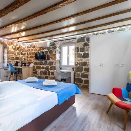 Studio Central Split * ספליט